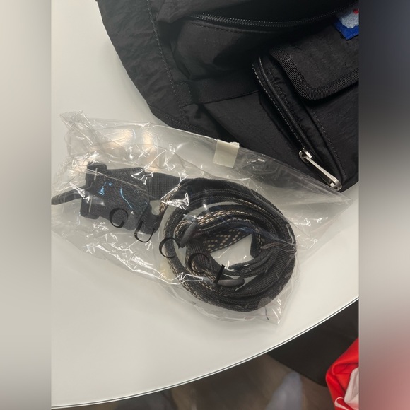 GUCCI BELT BAG WITH GUCCI 80S PATCH 536842 - Picture 7 of 14